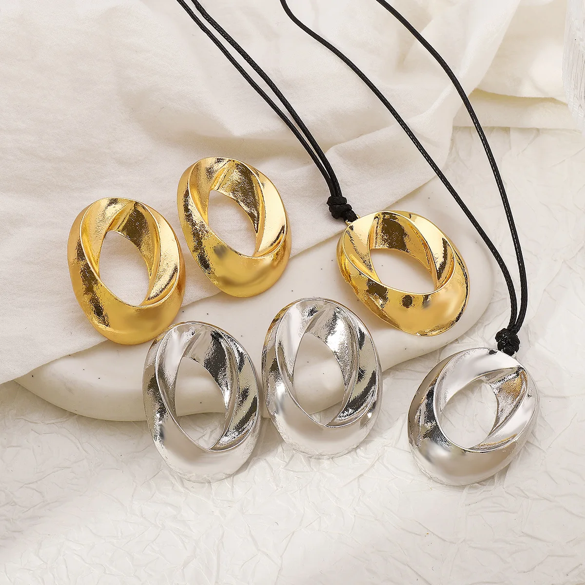 Винтажные металлические круглые серьги с вырезом ZA милые и крутые регулируемые