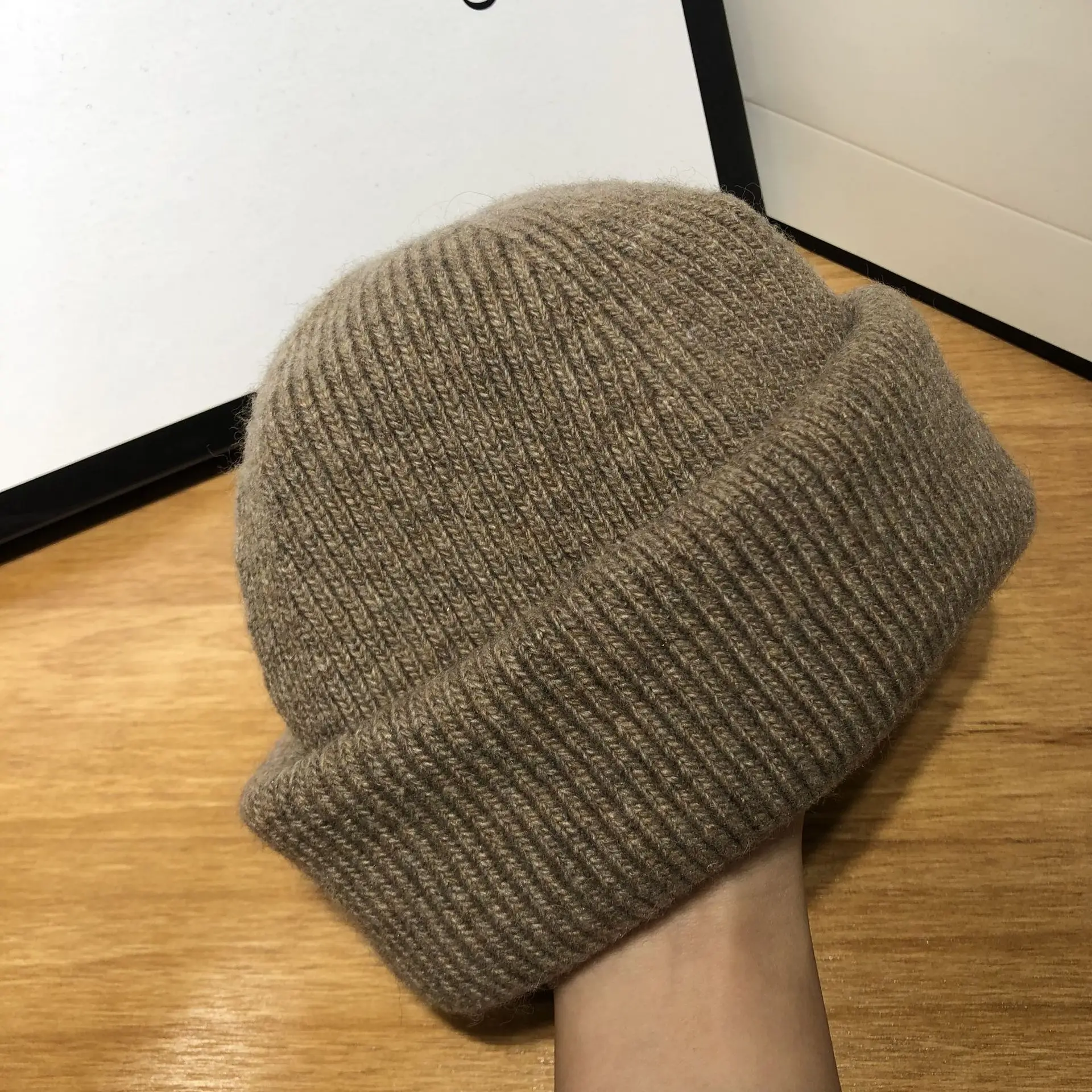 

Autumn and winter hat men's trendy melon leather hat Korean dome wool hat yuppie hooligan knitted hat hip hop warm cold hat