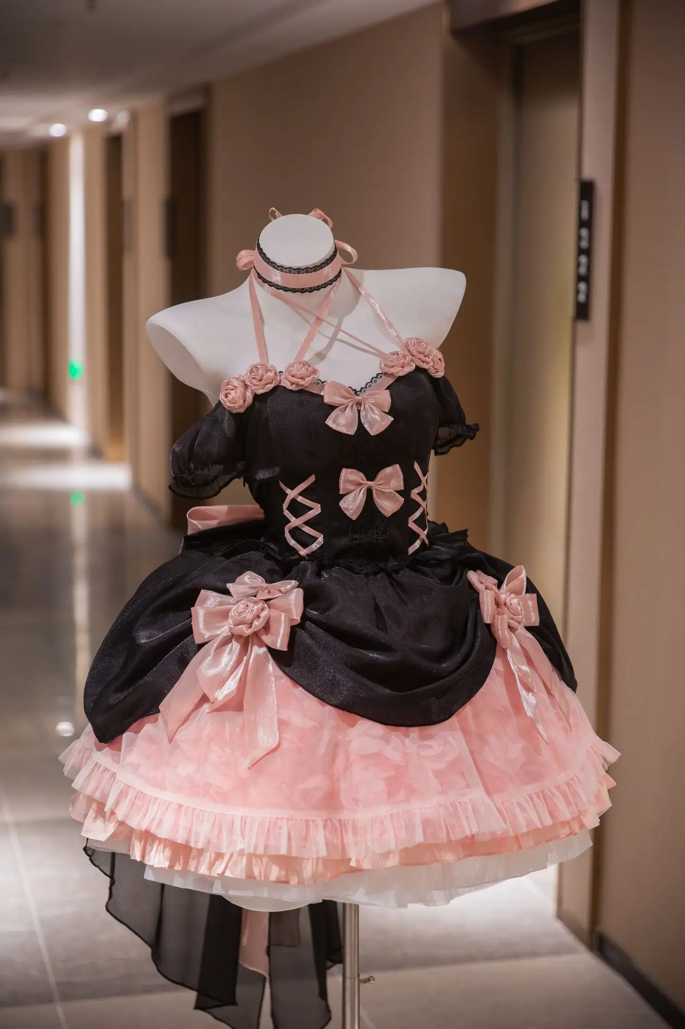 

Japanese Gothic Lolita Dress Women Kawaii Bow Bear Lace Blue Dress Long Sleeve Princess Dress Halloween Costume Girls