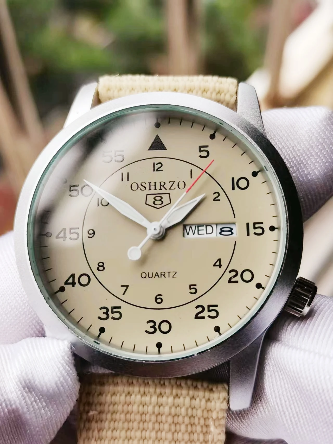 

Tough Guy Military Watch Quartz Multi-function Luminous Display Sports Nylon Belt Personality Men Wristwatch Retro Flight Clock