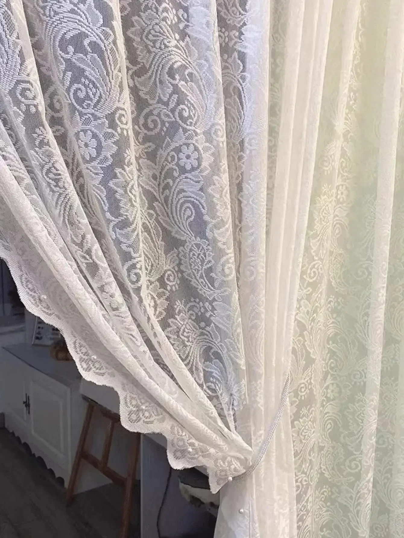 Занавеска на окно