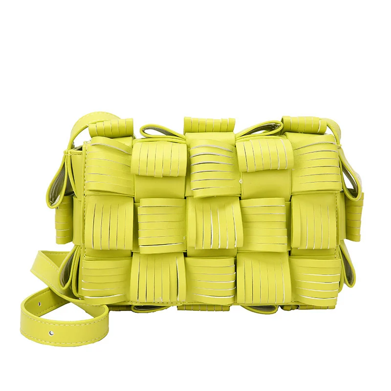 

Autumn 2022 High quality woven small square bag Fashion lady shoulder bag Simple messenger bag