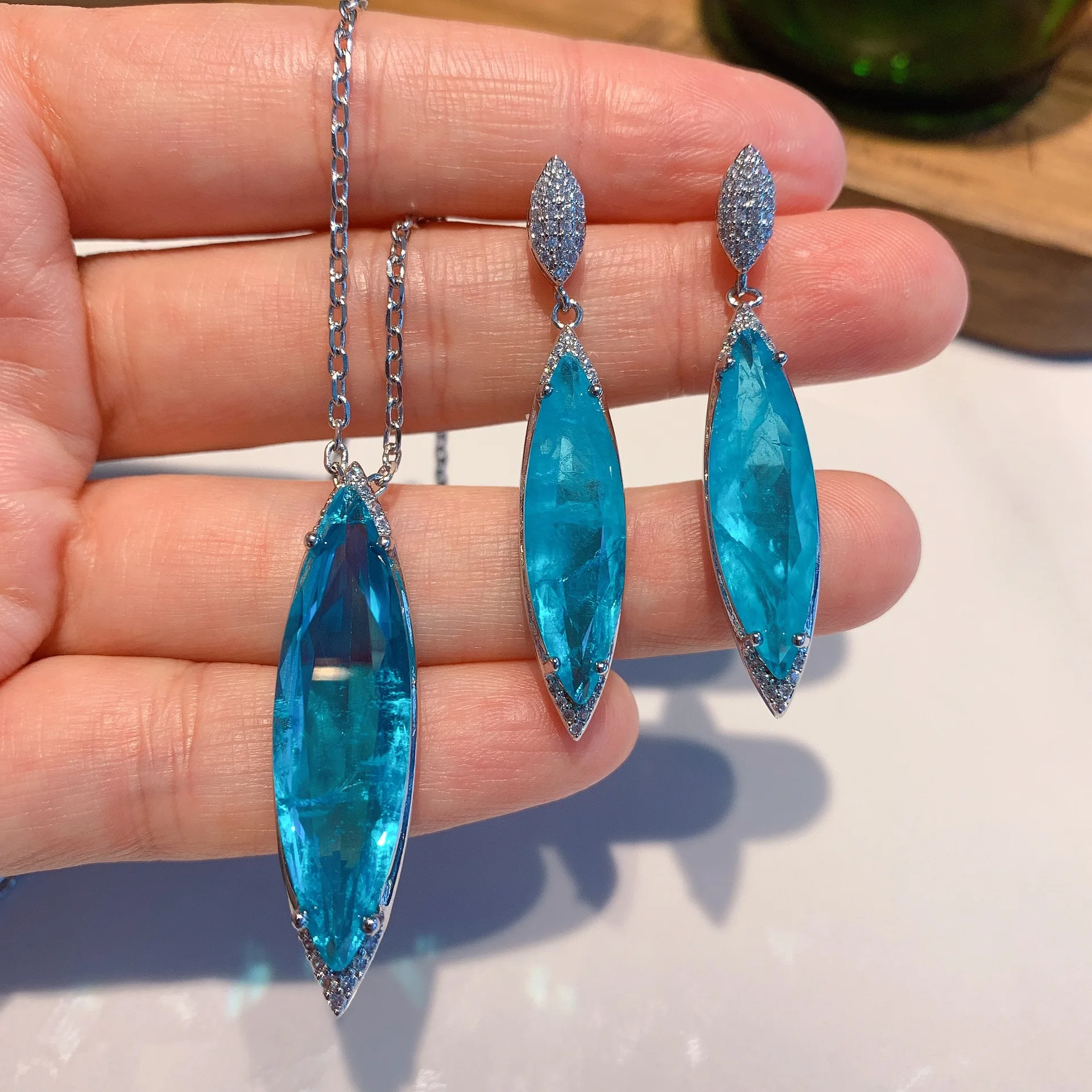 

2023 Trend 925 Silver Paraiba Tourmaline Anniversary Jewelry Set Women Cocktail Party Fine Jewelry Statement Necklace/Earrings