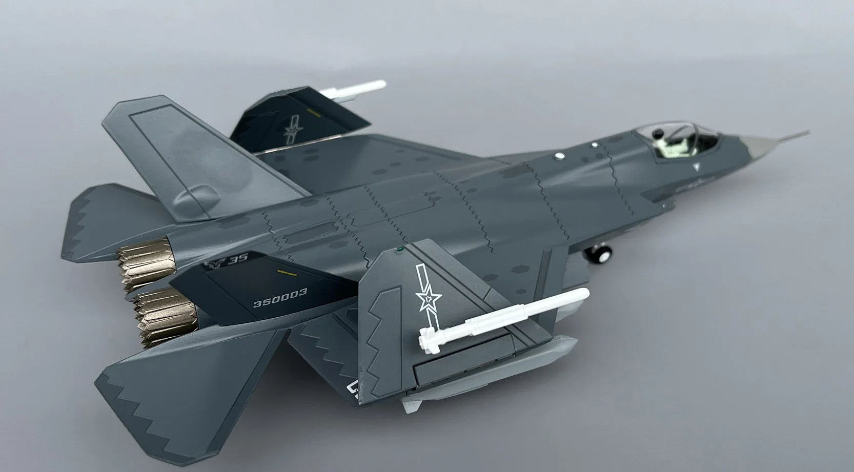 1/72 AF China J-35 J35 stealth fighter Коллекционная модель готового изделия из сплава