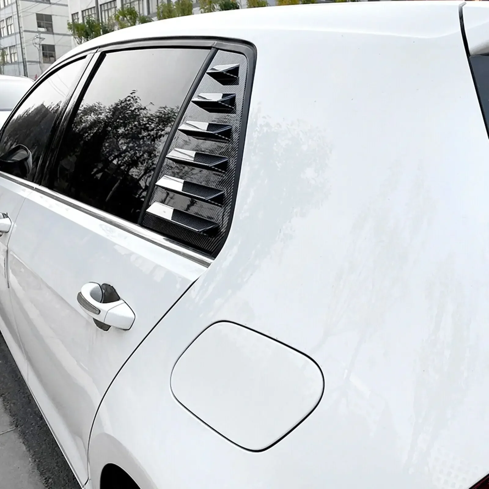 Фото Для VW Golf MK7 MK7.5 2013-2019 заднее стекло жалюзи крышка боковое вентиляционное отверстие отделка лобовое стекло декоративная крышка автомобильные аксессуары №3