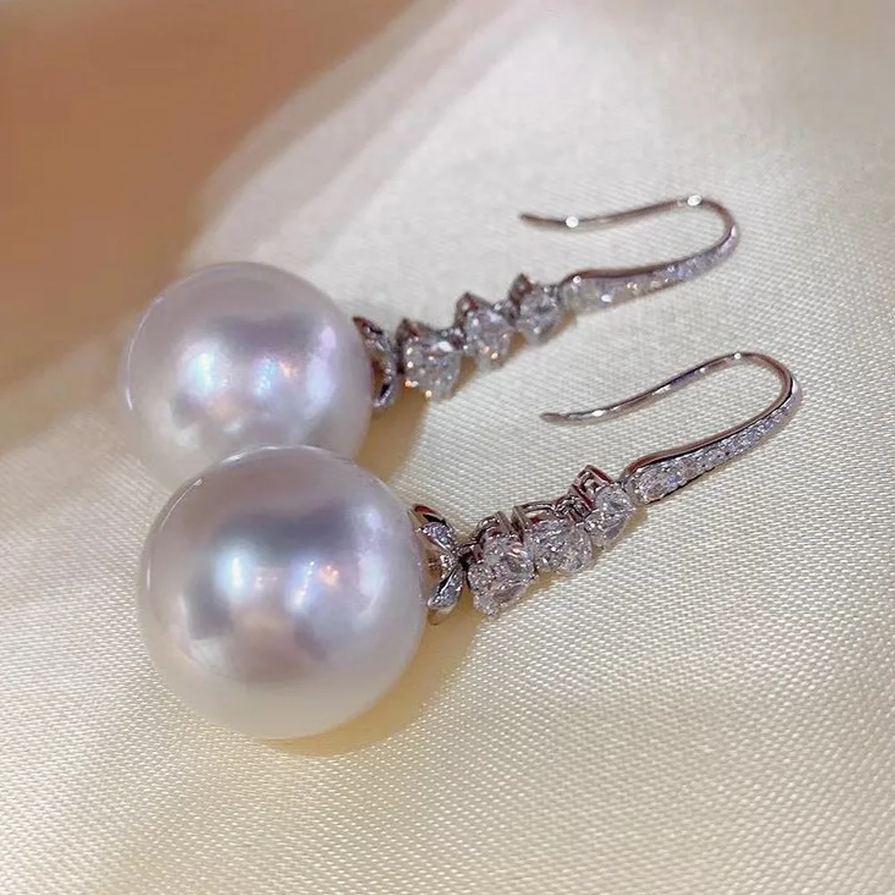 

2023 Fashion High Grade Pearl Women's Wedding Earrings Luxury Silver Flashing Cubic Zirconia Fashion Elegant Women's Jewelry