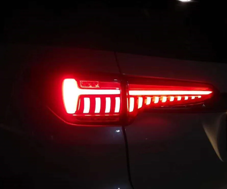 

For Car Toyota Fortuner Tail Lamp 2017- up LED Fog Lights Day Running Light DRL Tuning Car Accessories Fortuner Tail Lights
