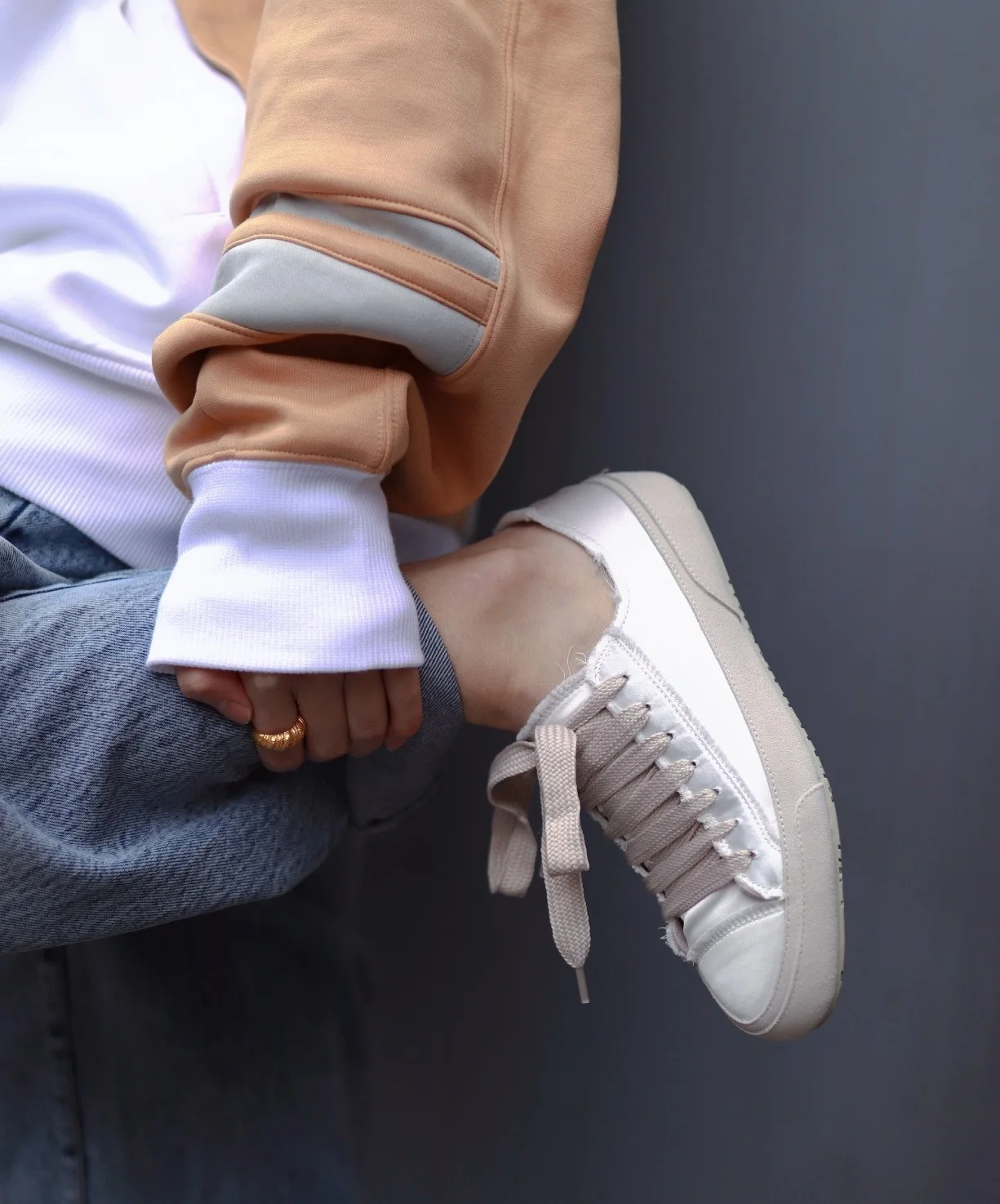 

Лидер продаж, женские туфли на плоской подошве, шелковые повседневные туфли на плоской подошве для женщин, удобная обувь из воловьей кожи на...