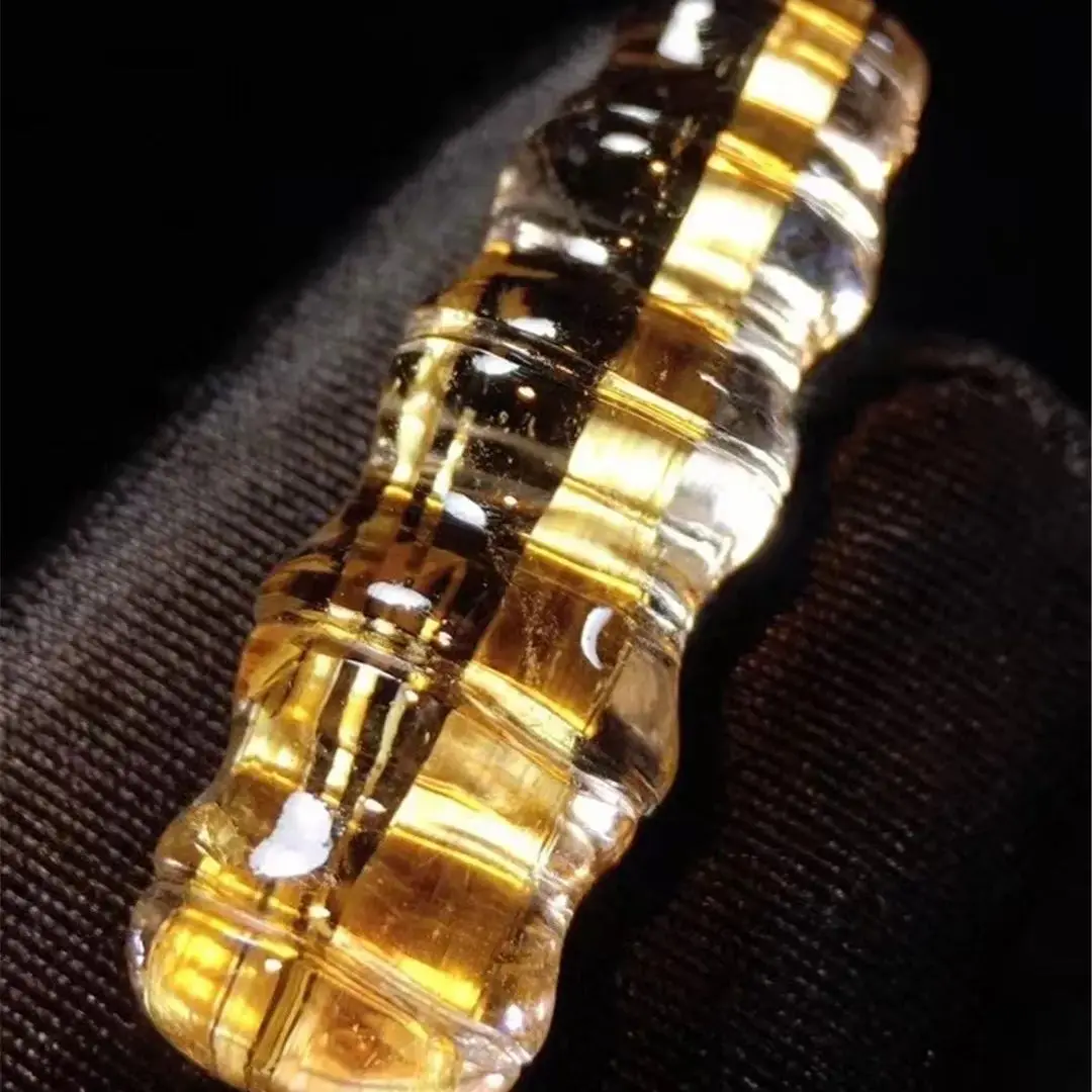 

Натуральный Золотой рутилированный кварцевый кулон для женщин и мужчин, подарок на богатство, бусины рейки с кристаллами 37x13x10 мм, прозрачные драгоценные камни, ювелирные изделия AAAAA