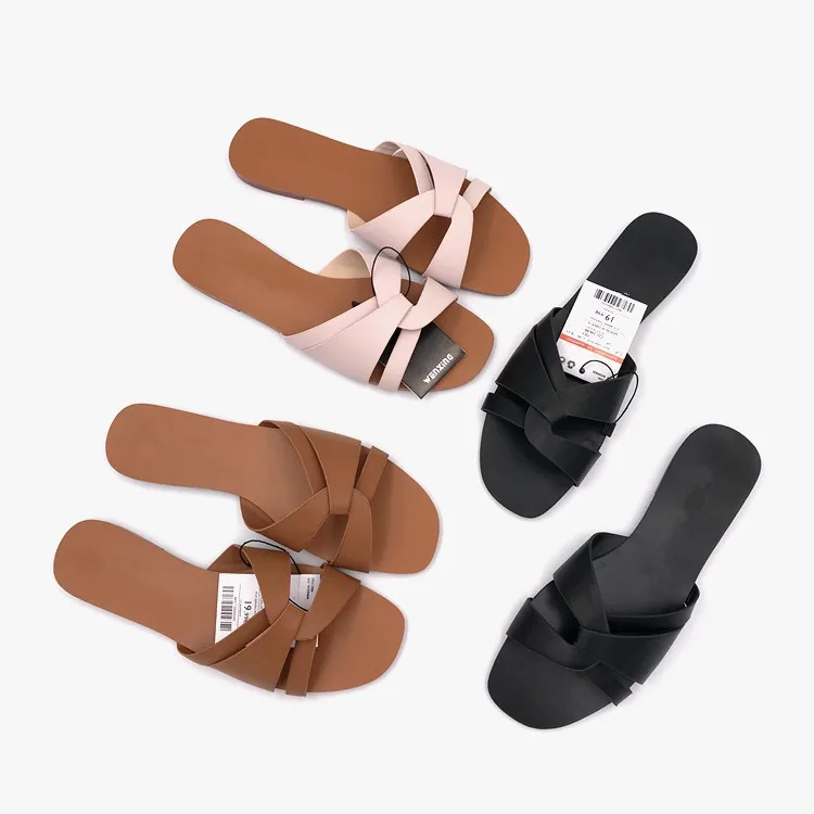 

Женские шлепанцы на плоской подошве, из ПУ кожи и резины