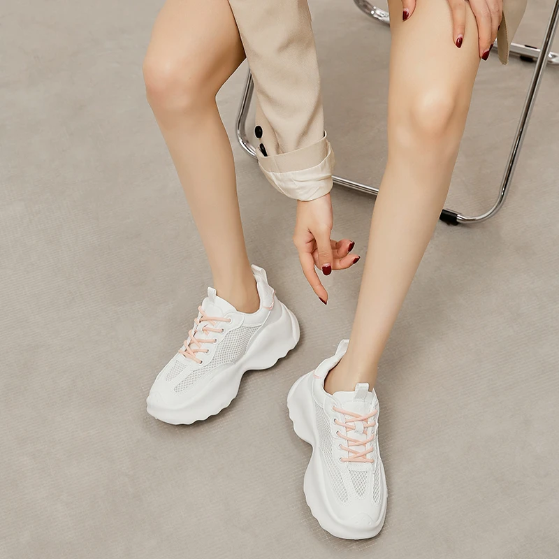 

Женские летние туфли на шнуровке, сетчатая дышащая женская обувь, увеличивающая рост изнутри, удобная симпатичная стильная женская обувь