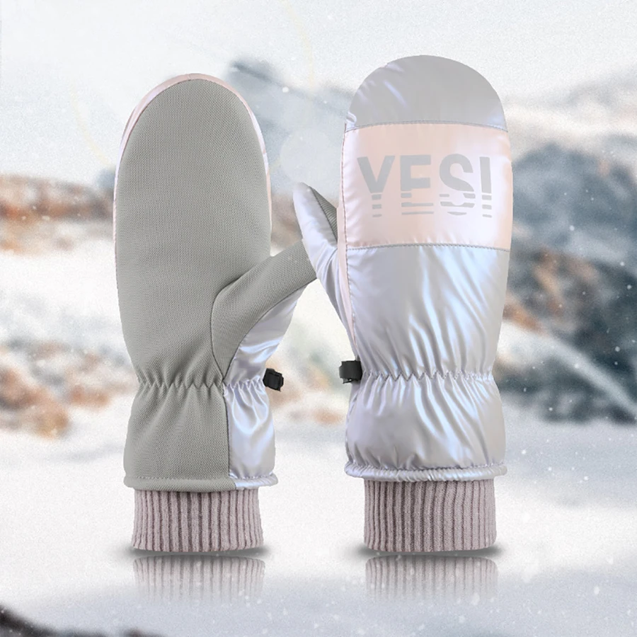 Зимние лыжные варежки