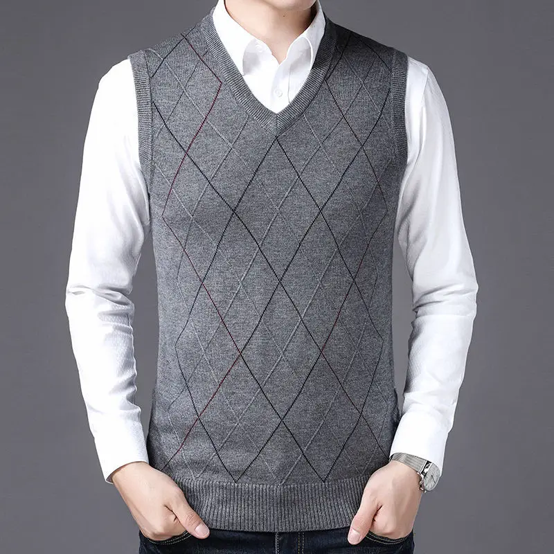 

Casual V-Neck Sleeveless Waistcoat Men Clothes 2022 Autumn Winter New Arrival Knitted Cashmere Wool Sweater Vest C79