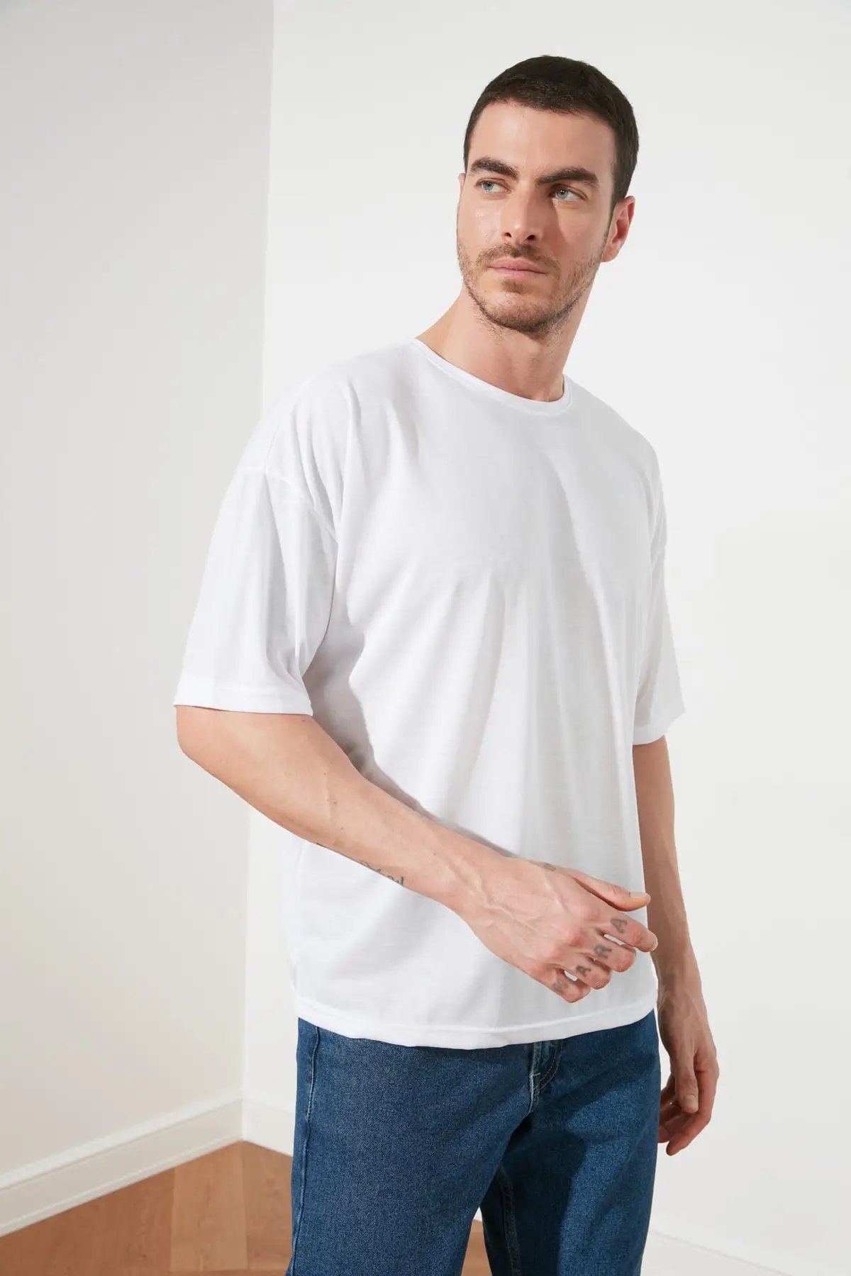 

Trendyol Male Basic 2'li Package-Oversize Bike Collar Short Sleeve T-Shirt TMNSS21TS1091