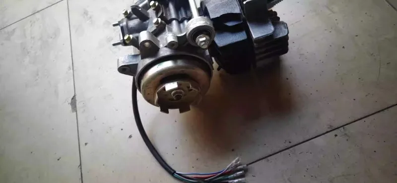 Аксессуары 50 желтый Jialing Red Rooster старый CJ50 головка в сборе двигателя