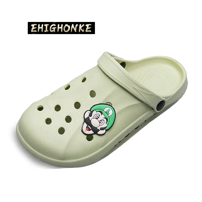 Пляжная обувь в Корейском стиле для женщин повседневные радужные садовые Кроксы