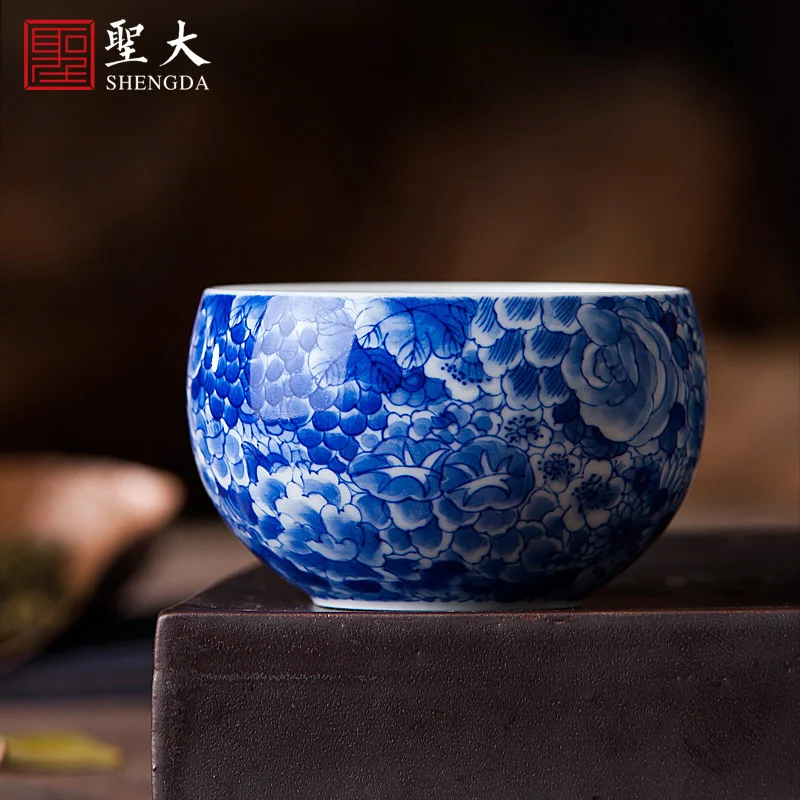 

Kung Fu tea cup ceramic Master Cup hand-painted blue and white porcelain tea cup Wanhua small tea cup all manual Jingdezhen tea