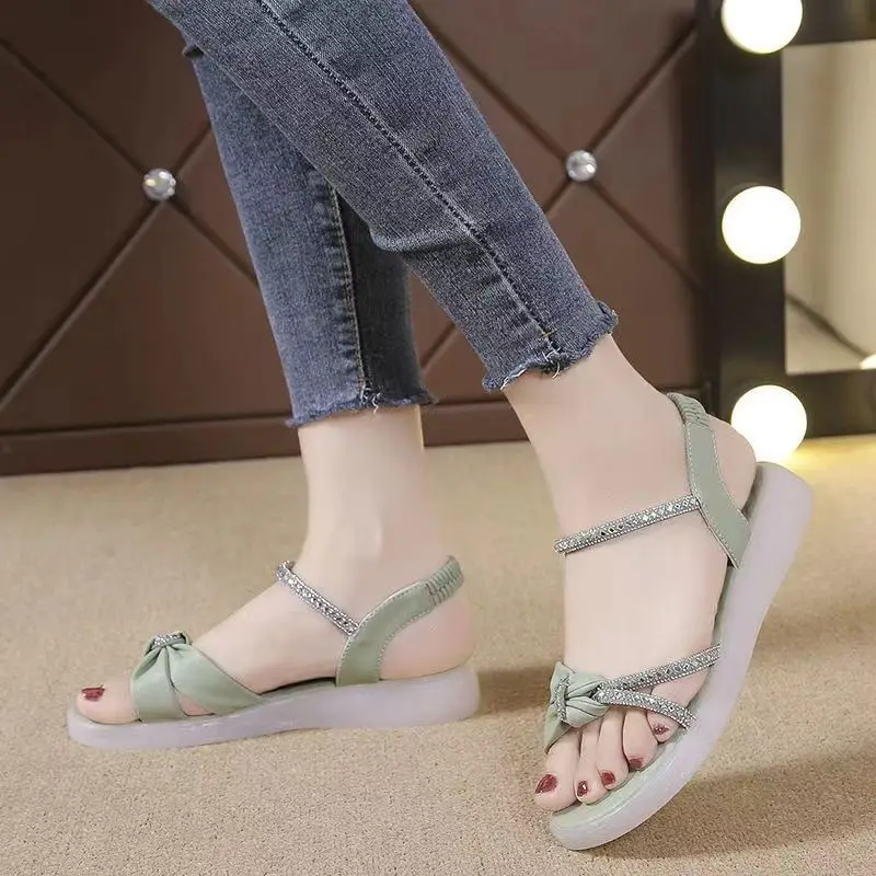 Soft-soled Sandals Flat Bottom for Female Students 2023 Summer New Fairy Wind with Skirt with Sandals.