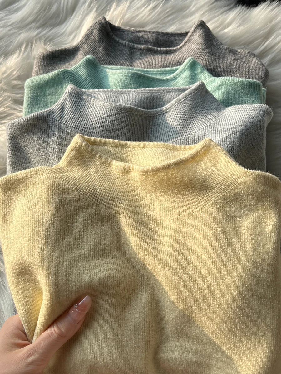 Мягкий клейкий свитер с полувысоким круглым вырезом утолщенная трикотажная