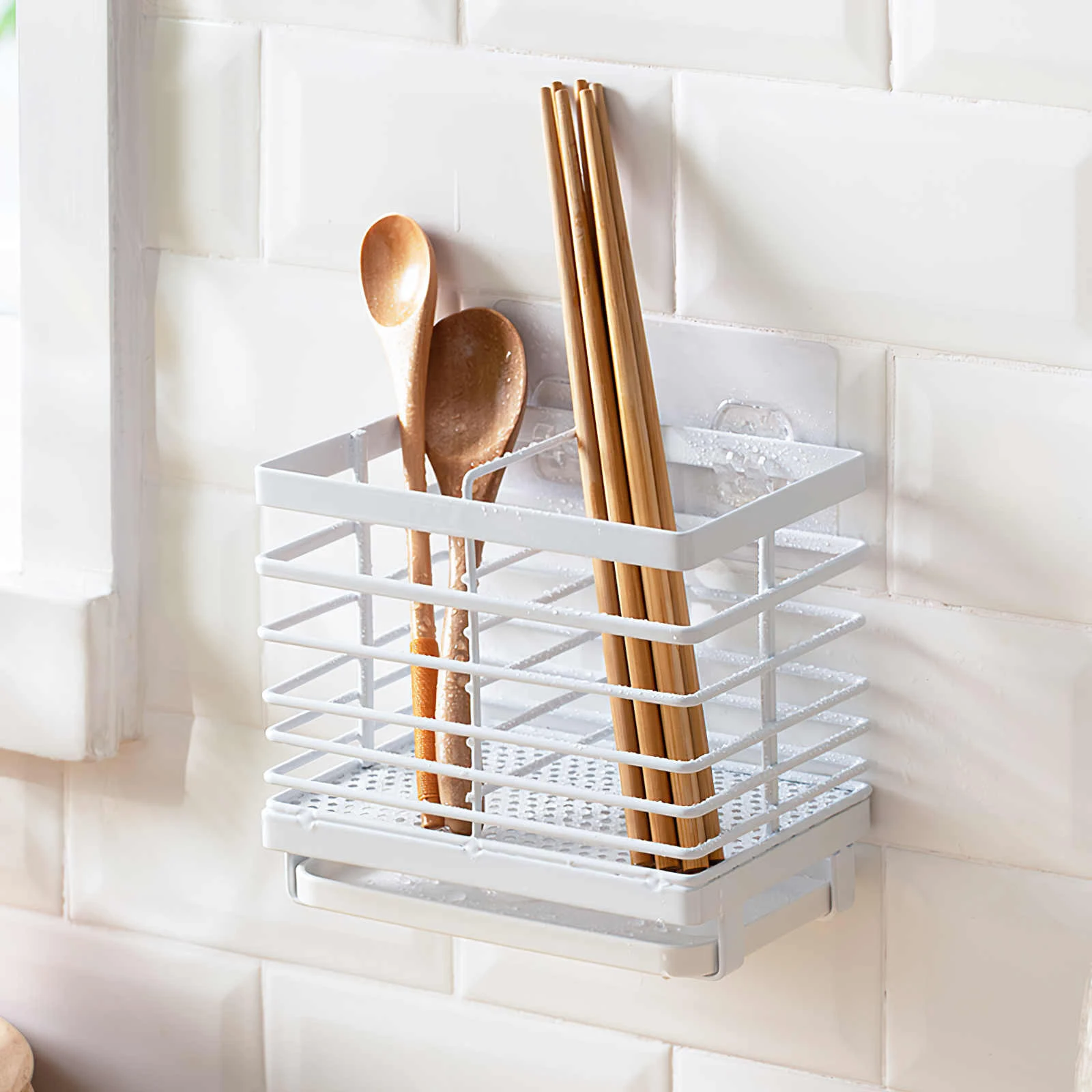 

Creative Kitchen Punch-free Wall-mounted Countertop Dual-purpose Iron Chopstick Shelf Hollow Design Chopstick Storage Drain Rack