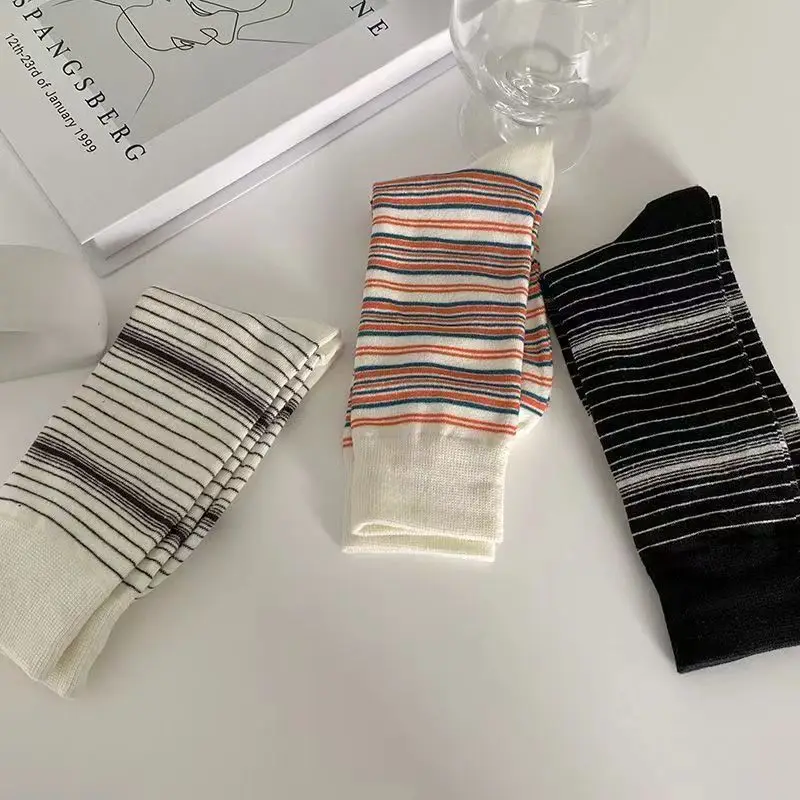 

Новинка 2023, женские носки из бамбука и хлопка с контрастной полосой, женские носки средней длины, носки из хлопка с двойной иглой в студенческом ретро-стиле