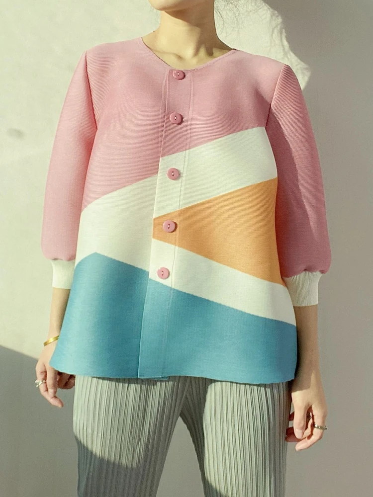 

Женская плиссированная куртка Miyake, модная однобортная Свободная верхняя одежда большого размера с круглым вырезом и рукавом три четверти