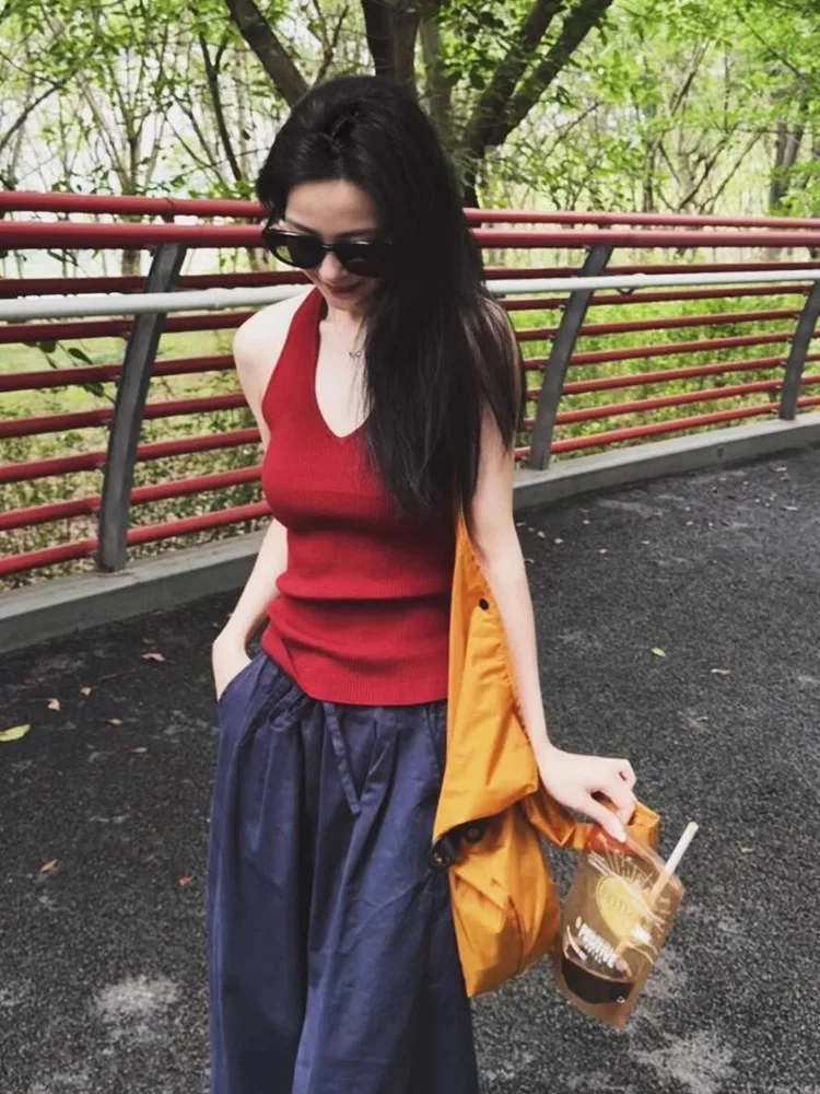 Французский шикарный красный вязаный жилет с v-образным вырезом и висячим на