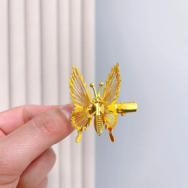 Трендовая элегантная металлическая полая заколка для волос с золотой бабочкой