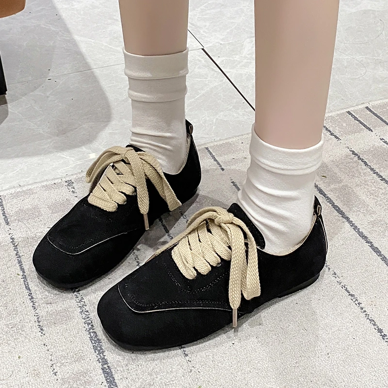 2024 женская обувь вулканизированная на шнуровке спереди модная повседневная с