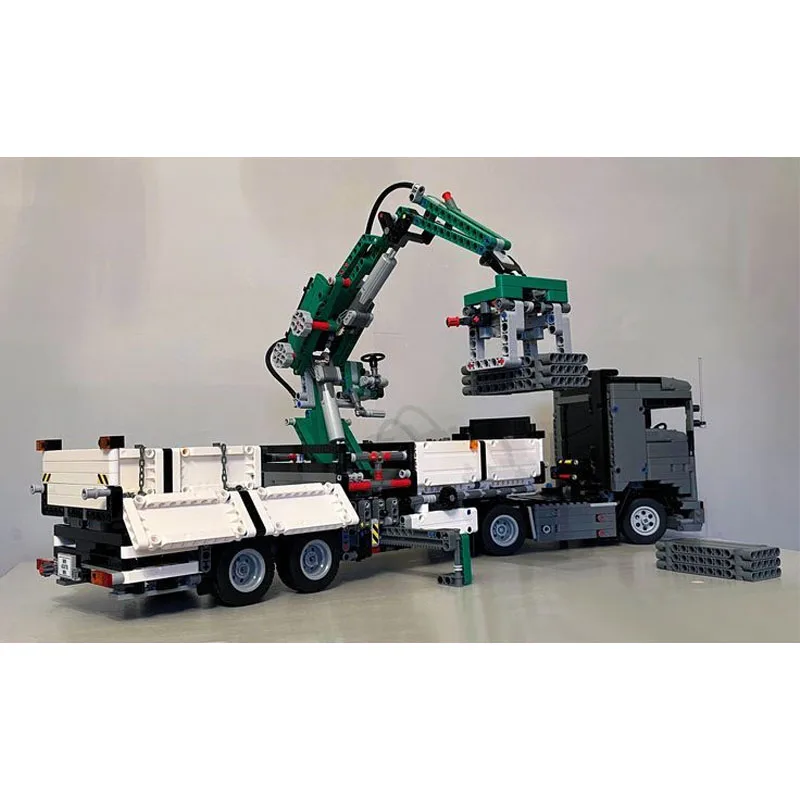 Детский конструктор с захватным краном и прицепом модель детали подарок на день