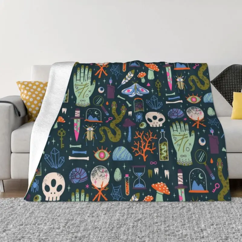 

Curiosities Halloween Witch Pattern Blankets Warm Flannel Witchy Occult Magic Throw Blanket for Sofa Bedroom Bedding