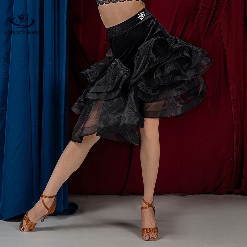 Костюм для латинских танцев женский высококачественный бархатный