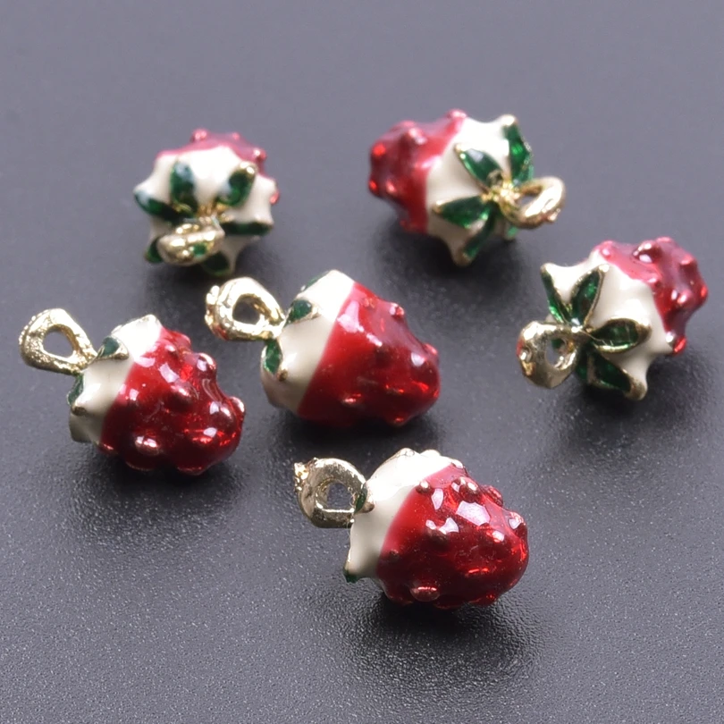 

3pcs/Lot Kawaii Red White Dripping Oil Strawberry Fruit Plant Charms Food Leaf Enamel Alloy Pendant For Making Earrings Jewelry