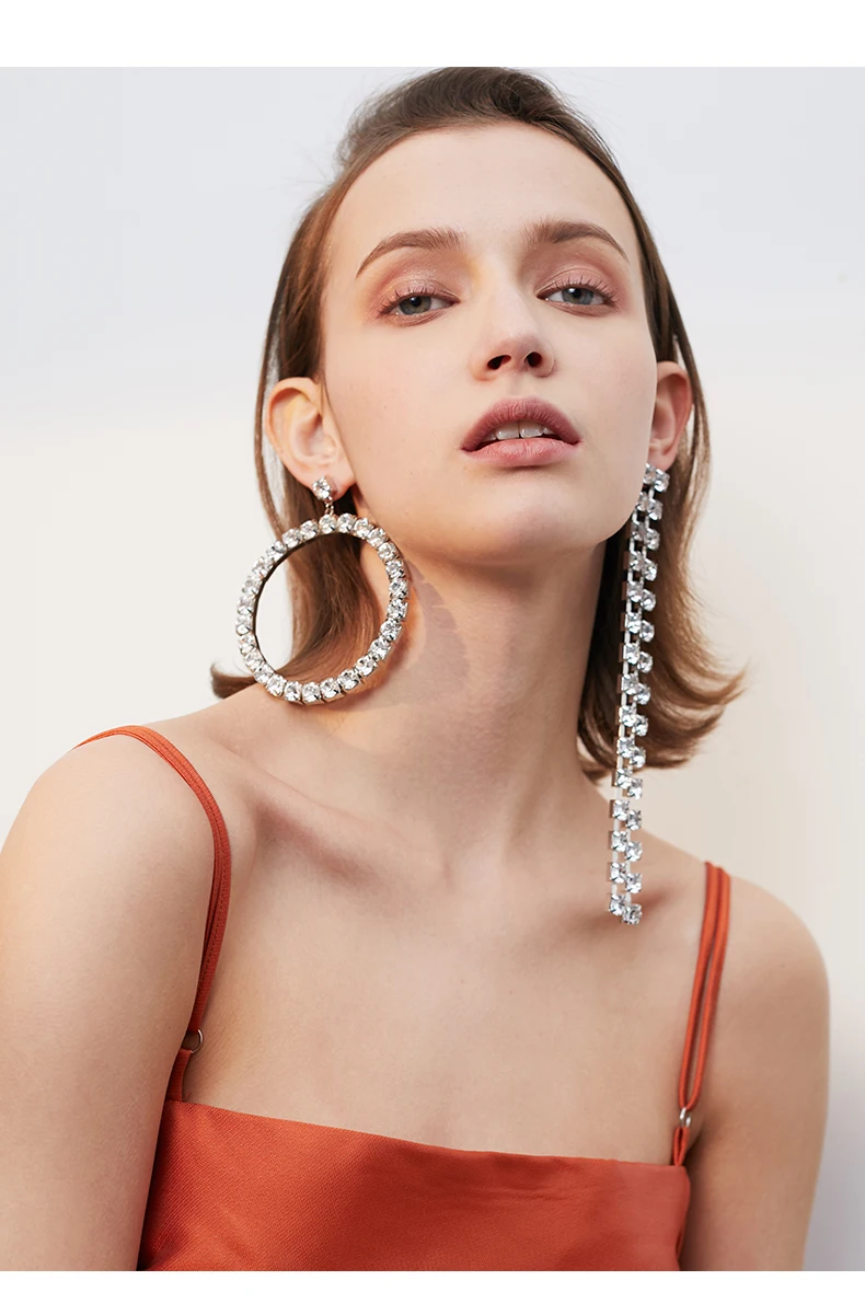 

Модные корейские модные темпераментные круглые серьги, простые серьги из стерлингового серебра 925 пробы, круглые длинные серьги с кисточка...