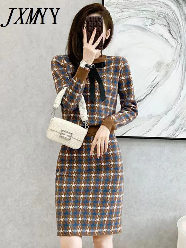 

JXMYY Модный высококачественный легкий роскошный вязаный костюм женский Осень 2022 новый элегантный темпераментный женский костюм с юбкой из д...