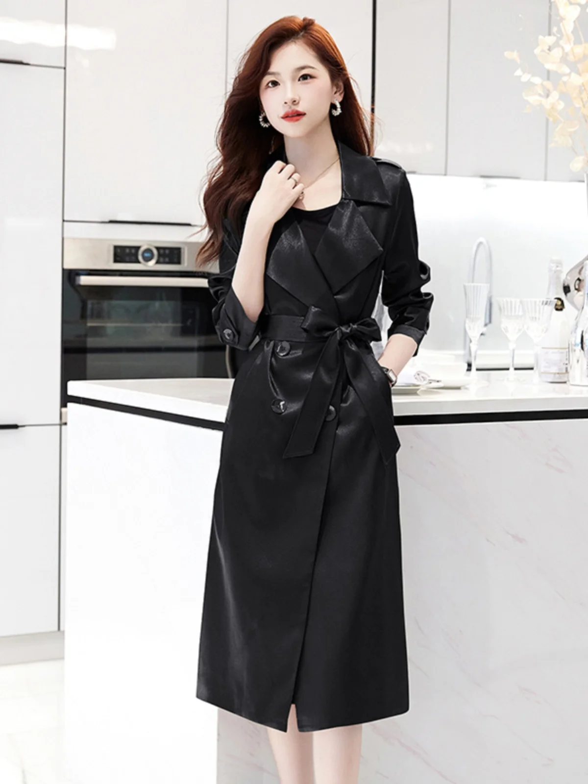 Модный зеленый плащ 2024 новая женская одежда осенняя средней длины на весну и