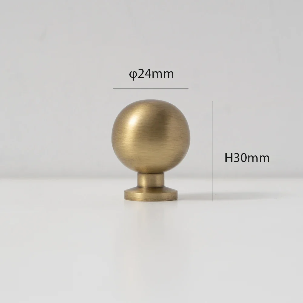 

Латунные ручки TINYHOB 224 мм