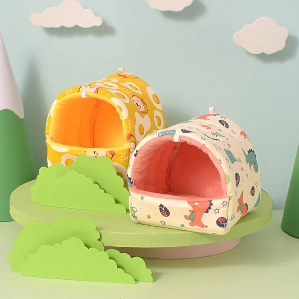 Лежанка для домашних животных удобная прочная полузакрытая ковровая свинка