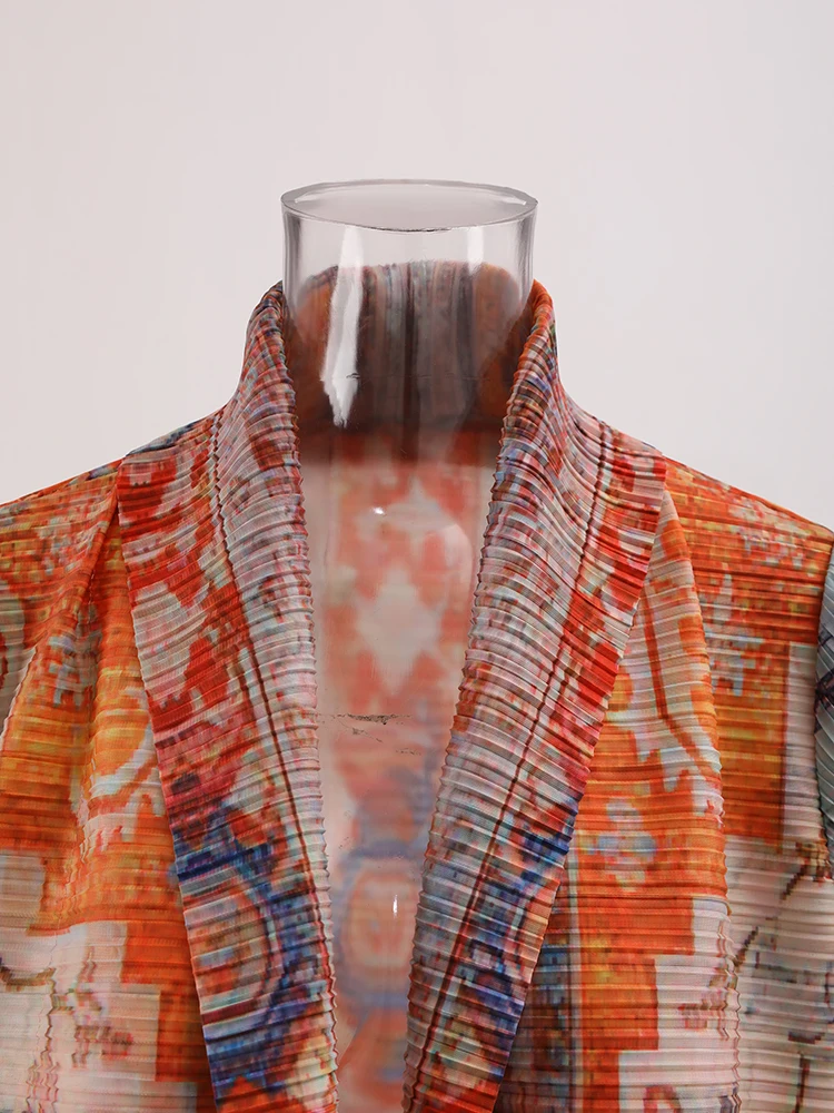 Женская плиссированная длинная ветровка с воротником-шарфом