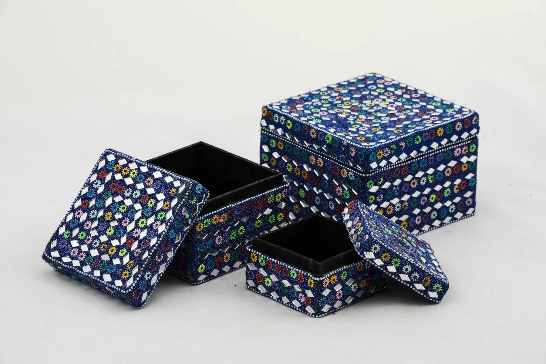 

Дизайнерский продукт, индийская зеркальная ручная работа, 3'Lü Alpaka Box