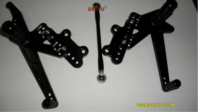 Комплект задних колышек для мотоциклов Suzuki GSXR600/750 K1 2001-2003 GSXR1000 K2 2000-2002 K3 2003 2004