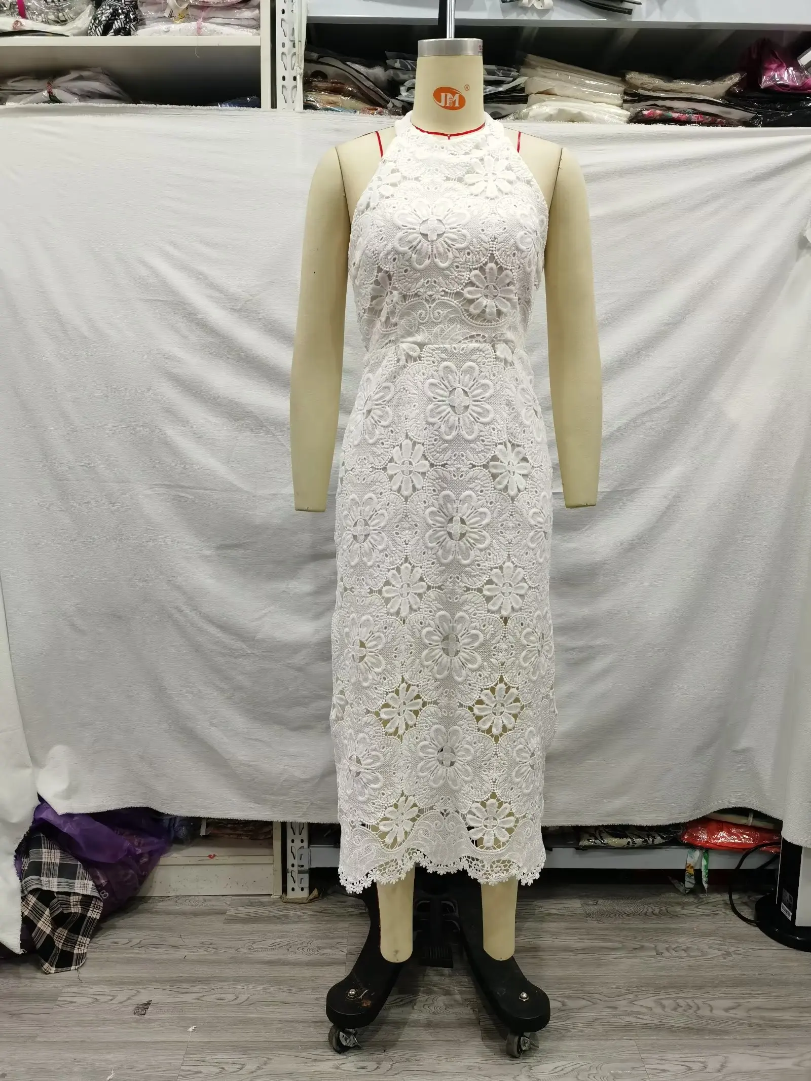 

Fashion New French Sexy Backless Women's Waist Lace Design Halter Collar Dress