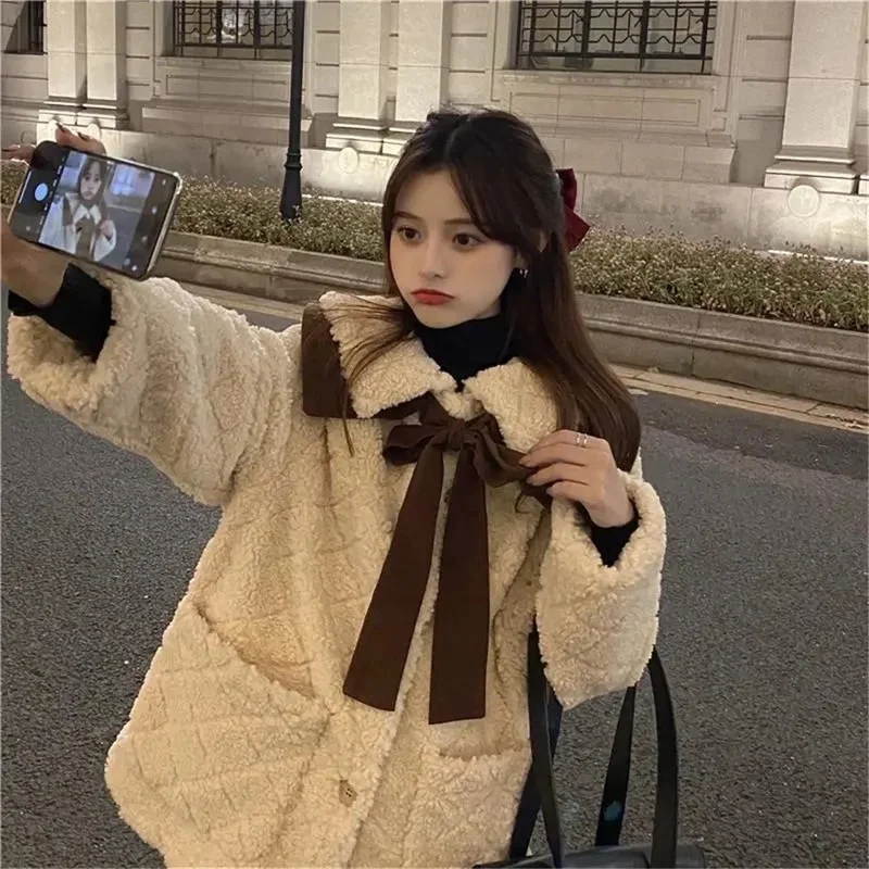 2021 Autumn and Winter Diamond Lattice Thick Lamb Fur Fur Coat Women's Bow Shawl Street Fashion Long-sleeved Women's Clothing