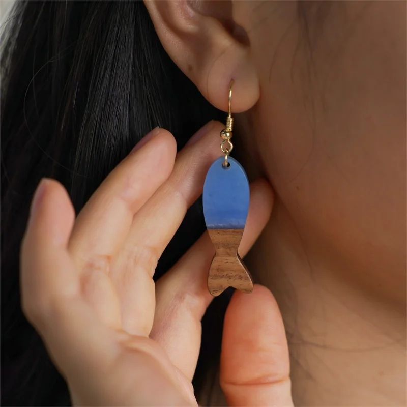 Набор Из 2 Рабочих Сережек Натурального Дерева Акрила Синей Лампы Для Женщин