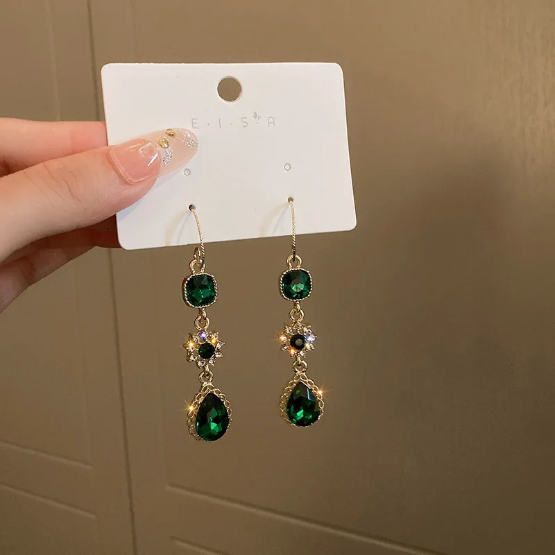ELF Drop Earrings for Women Simple Design Vintage Green Water-drop Hoop Ear Jewelry Banquets Weddings Accessory 2023 Trending
