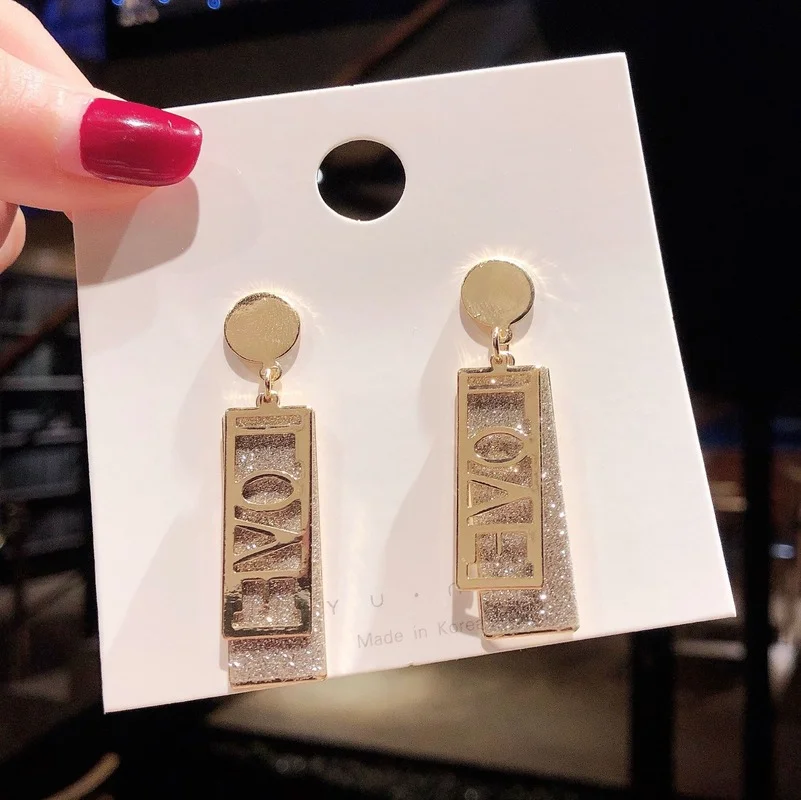 

2022 New Trend Simple Geometric Pendant Earrings for Women Long Earrings Exquisite Bohemian Jewellery Unusual Big Fashion