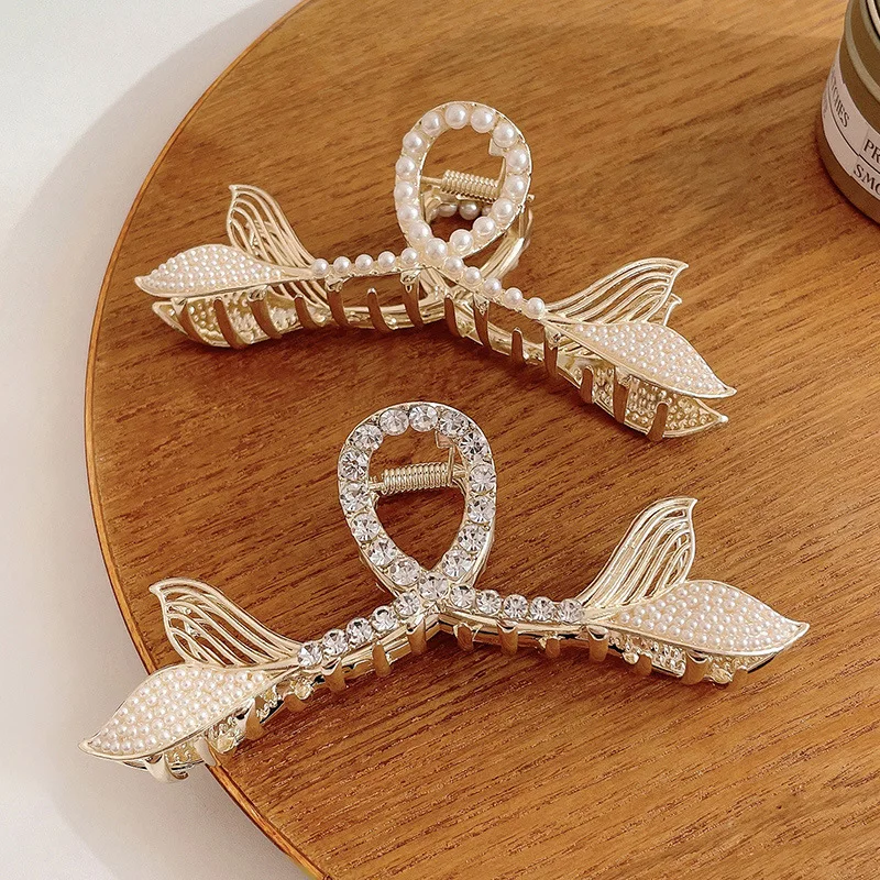 

Elegant Metal Fishtail Large Hair Claw Women Pearl Rhinestones Crystal Crabs Hairclip Female Hairpins Hair Accessories