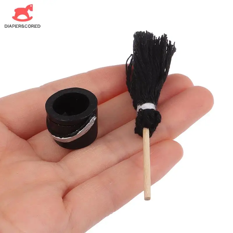 

Classic 1:12 Scale Dollhouse Miniature Kitchen Garden Mop Bucket Set Pretend Play Furniture For Doll House Cleaning Toys