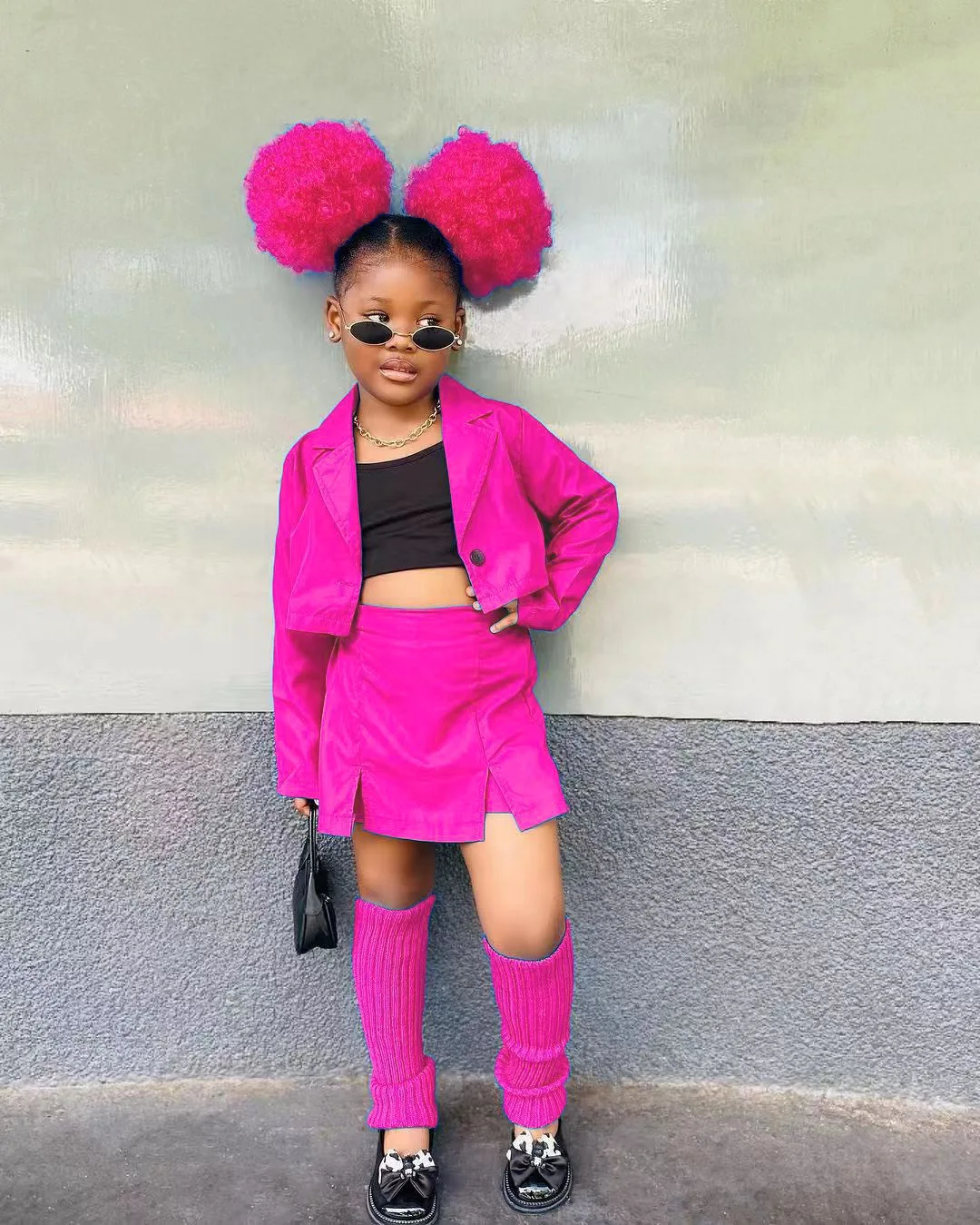 

2023 Pink Kids Baby Girls Clothes Sets 2Pcs Blazer Jackets+Mini Skirts Tracksuits Y2K Airy Style Toddler Girls Dresses Suits Moq