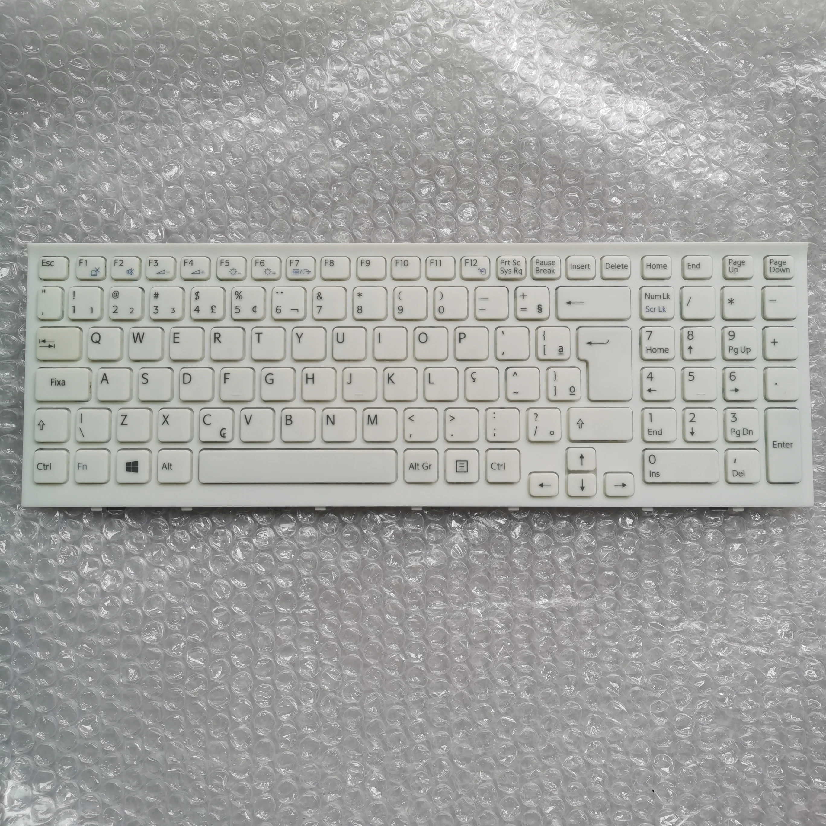 

XIN BR/Brazilian Laptop Keyboard For SONY VAIO VPC-EE VPCEE21FX VPCEE22FX VPCEE23FD VPCEE23FX Brazil Notebook Keyboard White